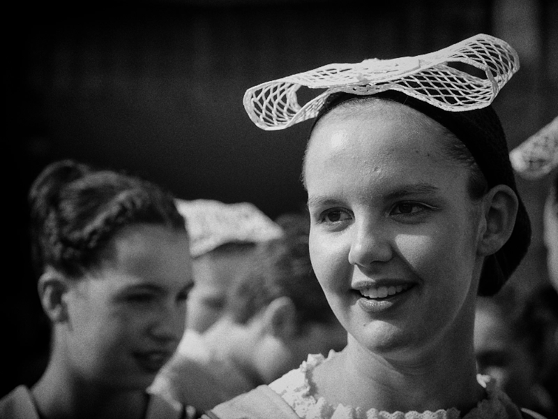 danseuse bretonne coiffe